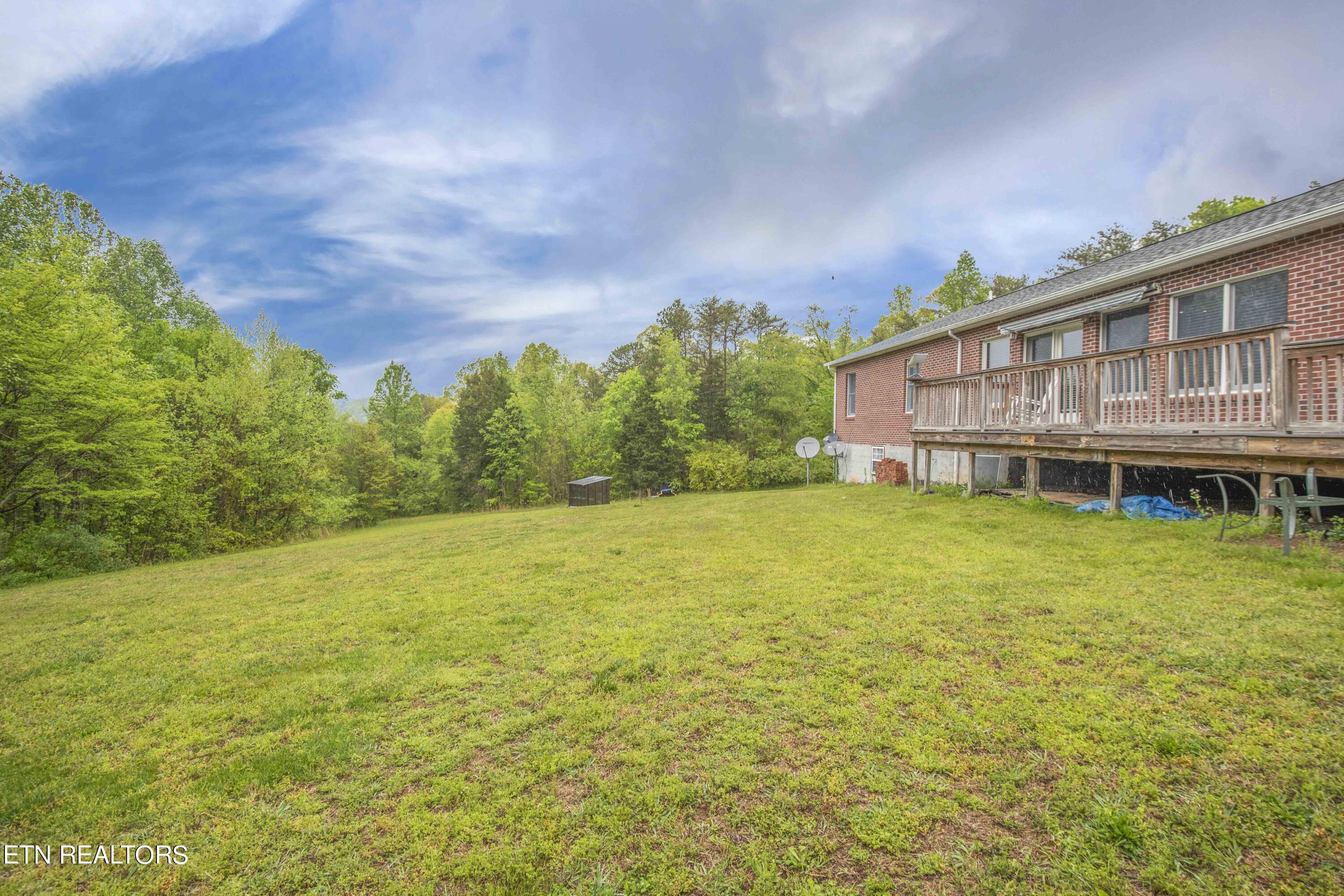 483 Pattie Gap Road Philadelphia, TN 37846 - Photo 35 of 40 yard 4_1