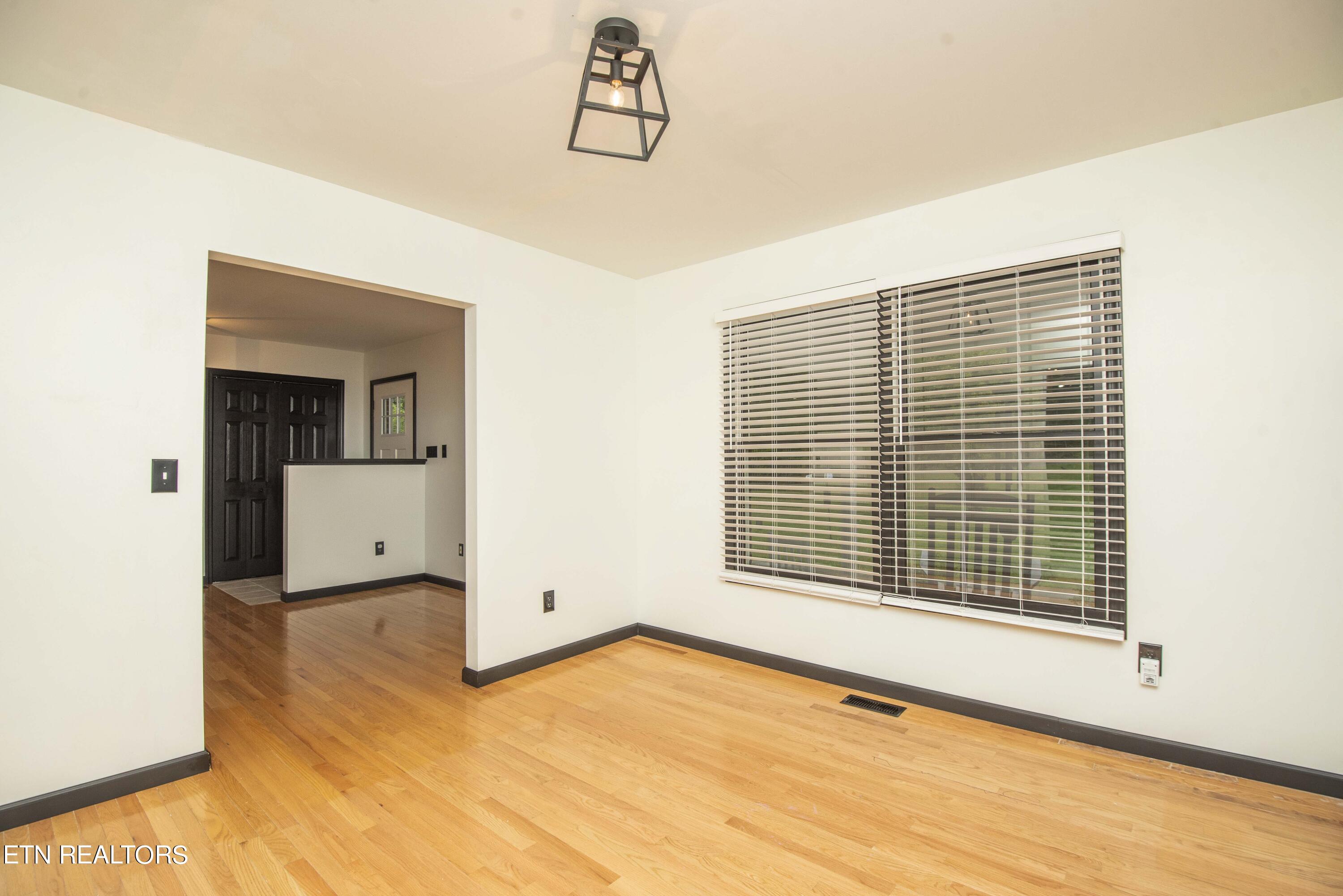 483 Pattie Gap Road Philadelphia, TN 37846 - Photo 10 of 40 office 1_1