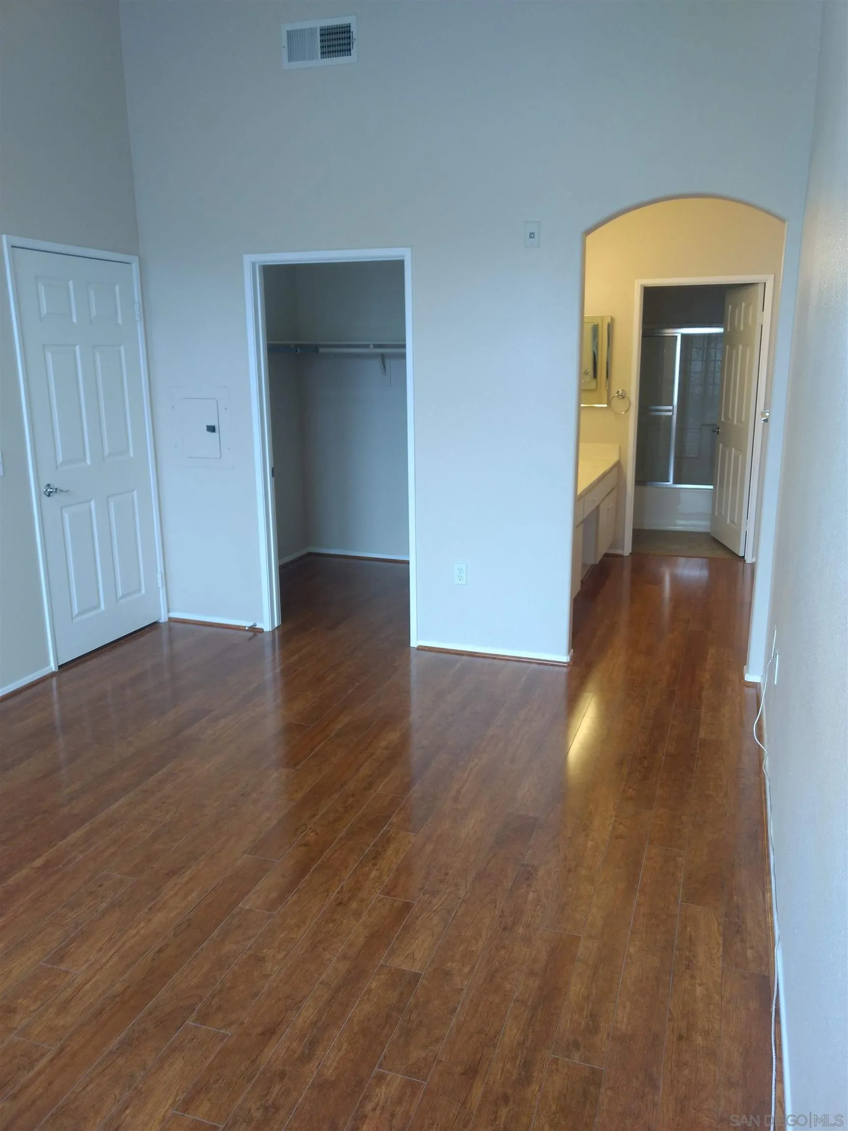 9229 Regents Road, Unit L428 La Jolla, CA 92037 - Photo 23 of 29
