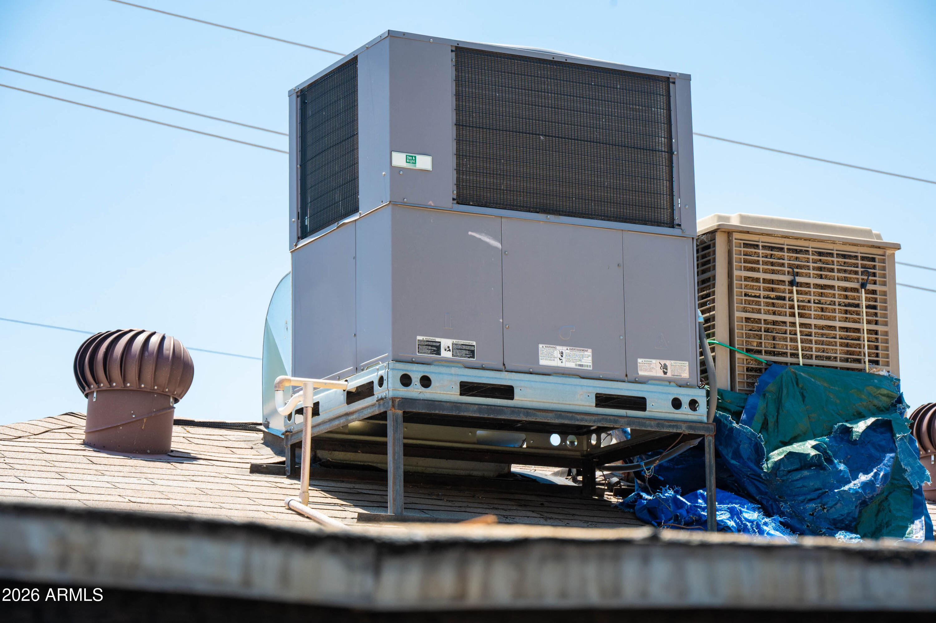 842 East Roberts Road Phoenix, AZ 85022 - Photo 8 of 13 08 AC unit