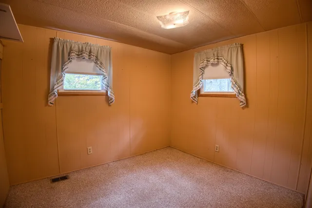 $199,900 | 80 Elliot Lane, Tamworth, NH 03886