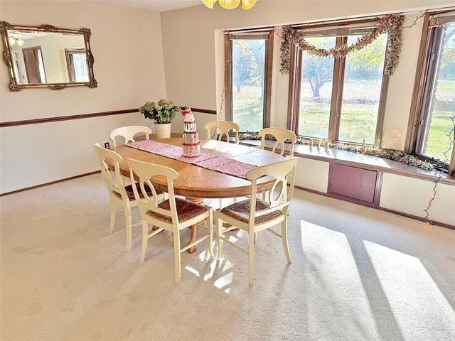 $350,000 | 3631 South Oak Hill Road, Carthage, MO 64836