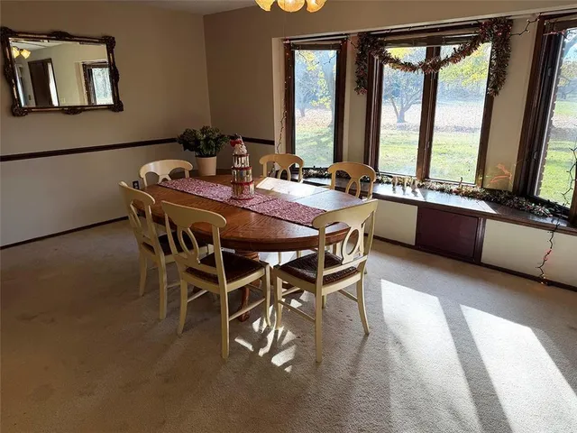 $350,000 | 3631 South Oak Hill Road, Carthage, MO 64836