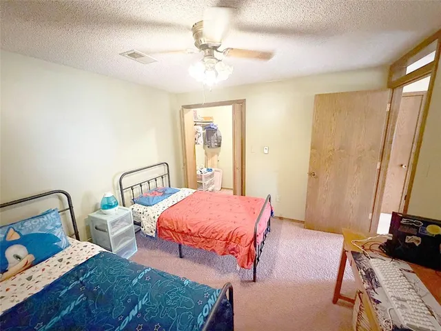 $350,000 | 3631 South Oak Hill Road, Carthage, MO 64836