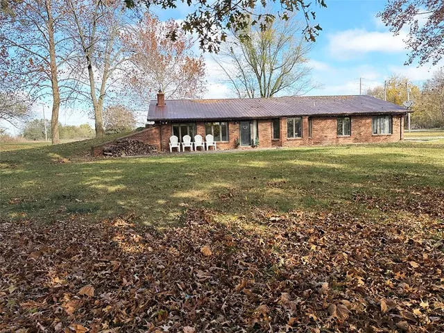 $350,000 | 3631 South Oak Hill Road, Carthage, MO 64836