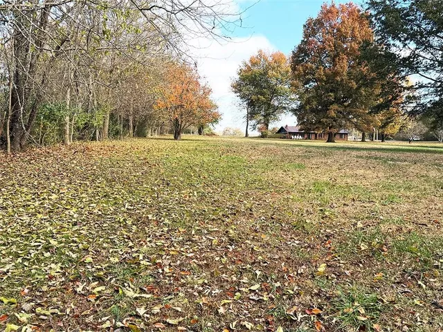 $350,000 | 3631 South Oak Hill Road, Carthage, MO 64836