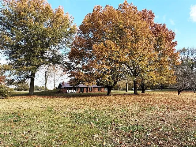 $350,000 | 3631 South Oak Hill Road, Carthage, MO 64836