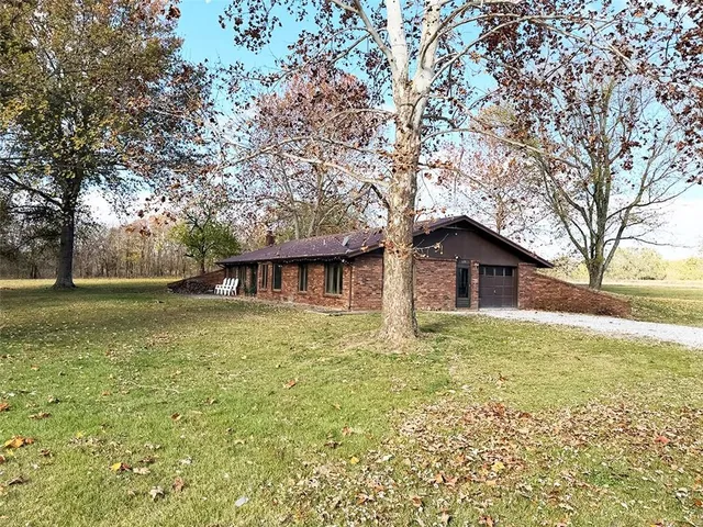 $350,000 | 3631 South Oak Hill Road, Carthage, MO 64836