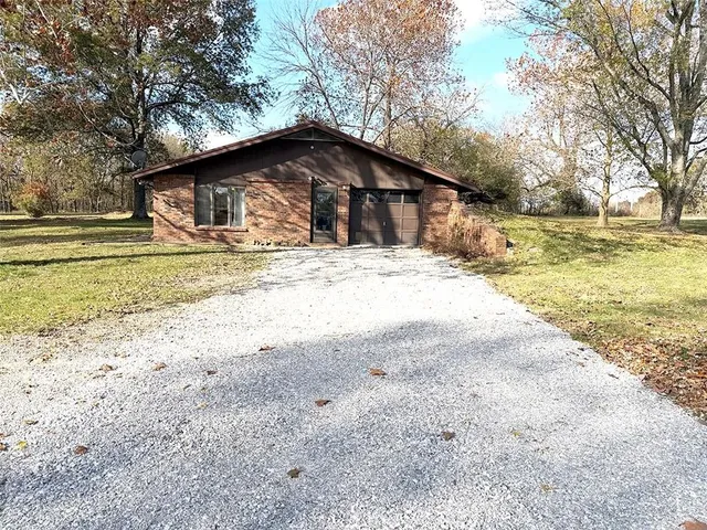 $350,000 | 3631 South Oak Hill Road, Carthage, MO 64836