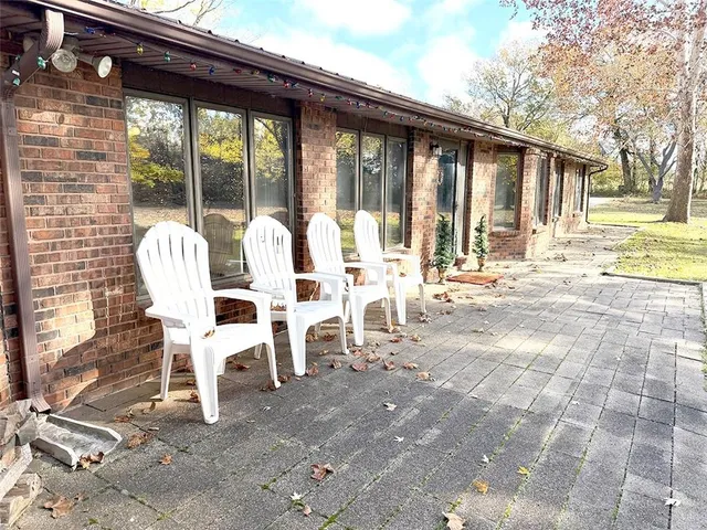 $350,000 | 3631 South Oak Hill Road, Carthage, MO 64836