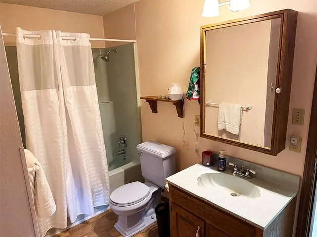 $350,000 | 3631 South Oak Hill Road, Carthage, MO 64836