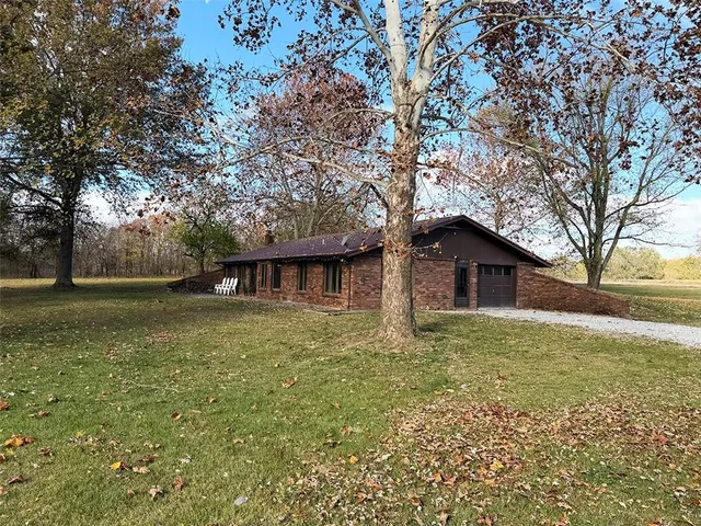 $350,000 | 3631 South Oak Hill Road, Carthage, MO 64836