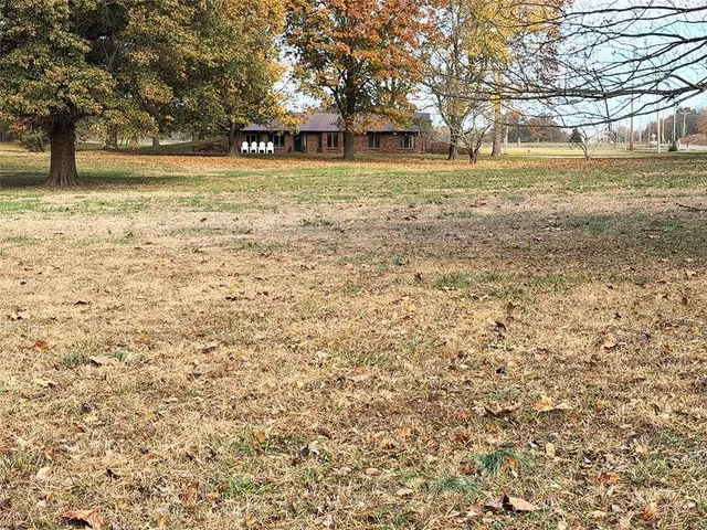 $350,000 | 3631 South Oak Hill Road, Carthage, MO 64836