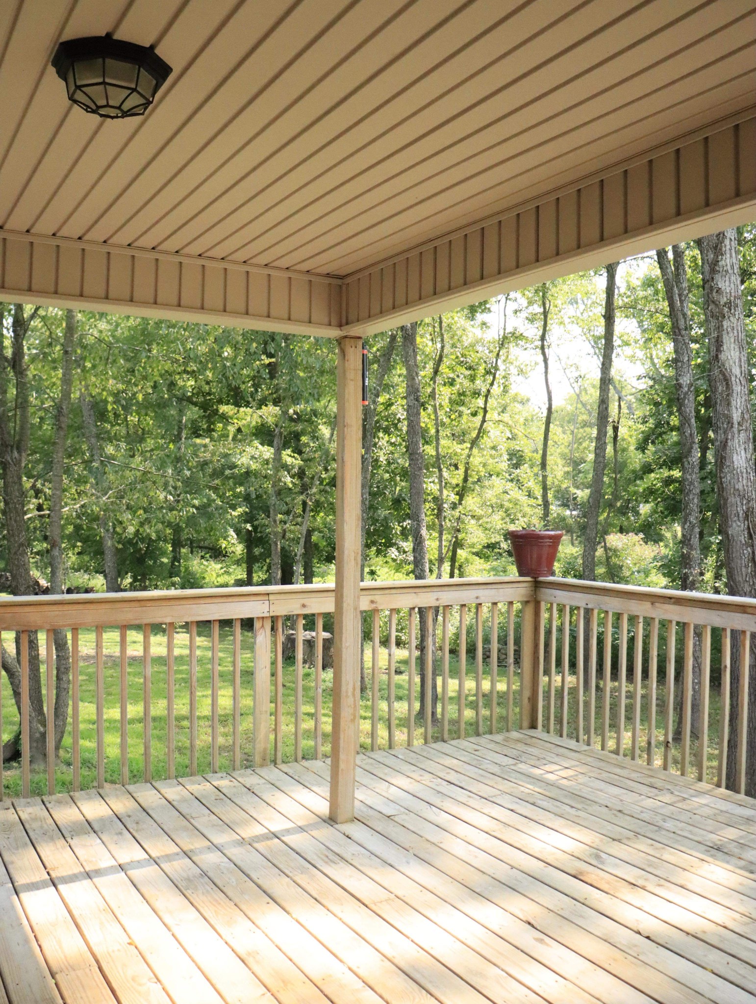 321 South Leath Road Portland, TN 37148 - Photo 29 of 33 a view of a wooden deck