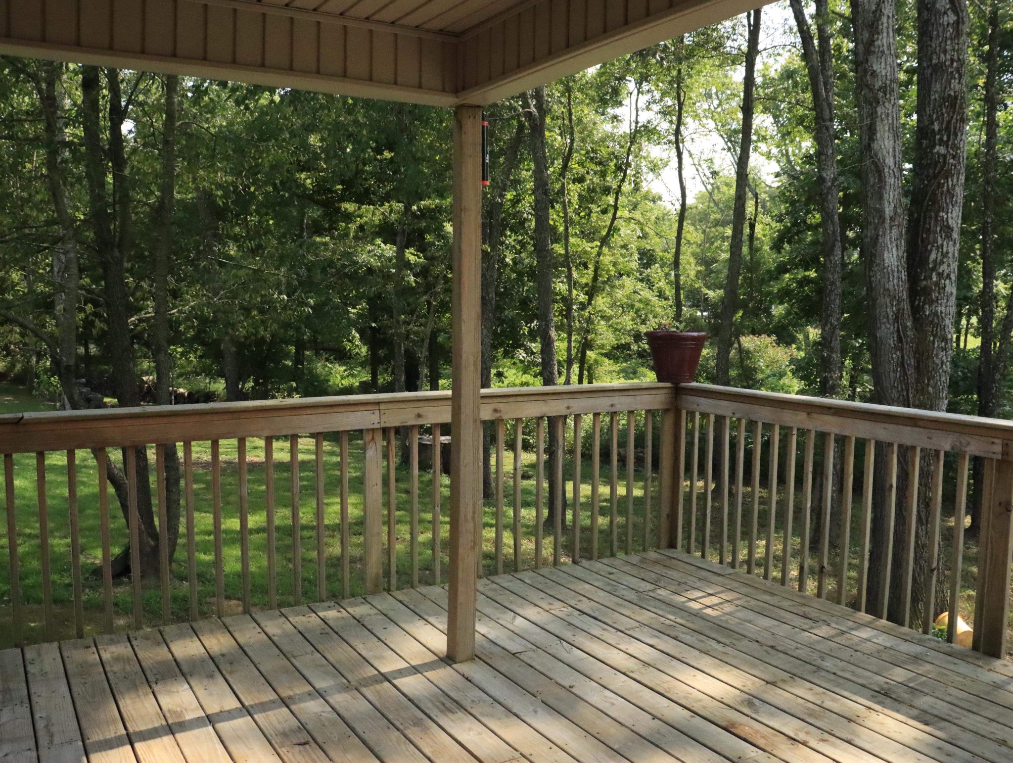 321 South Leath Road Portland, TN 37148 - Photo 30 of 33 a view of balcony with wooden floor