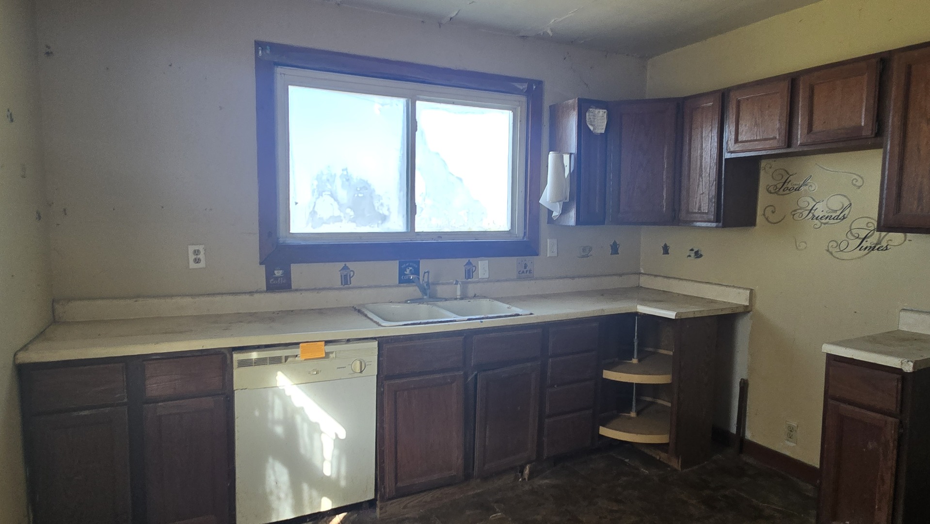 4710 Section Street Streator, IL 61364 - Photo 9 of 19 a kitchen with a sink stove and cabinets