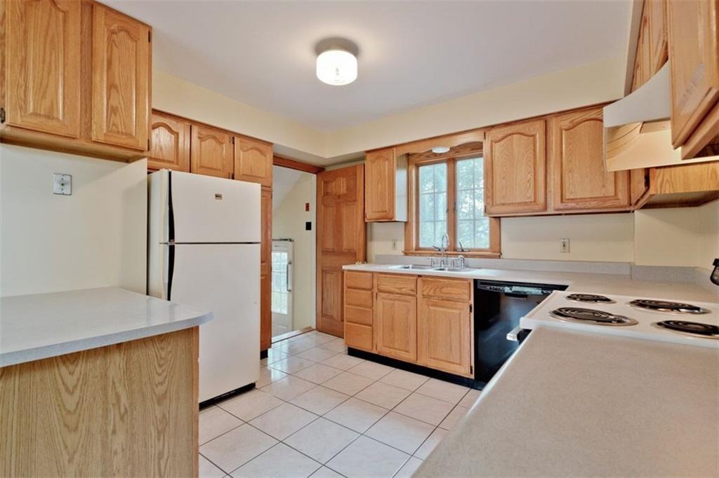 51 Romano Road South Portland, ME 04106 - Photo 10 of 34 Photo