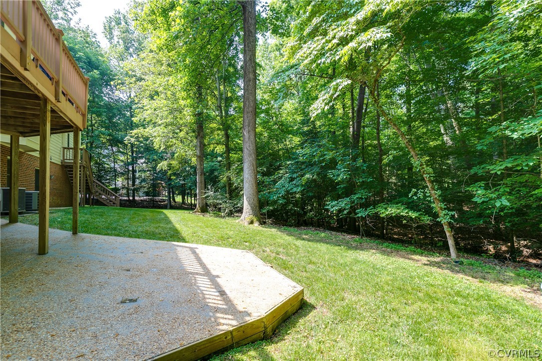 3830 Reeds Landing Circle Midlothian, VA 23113 - Photo 49 of 50 a view of backyard with green space