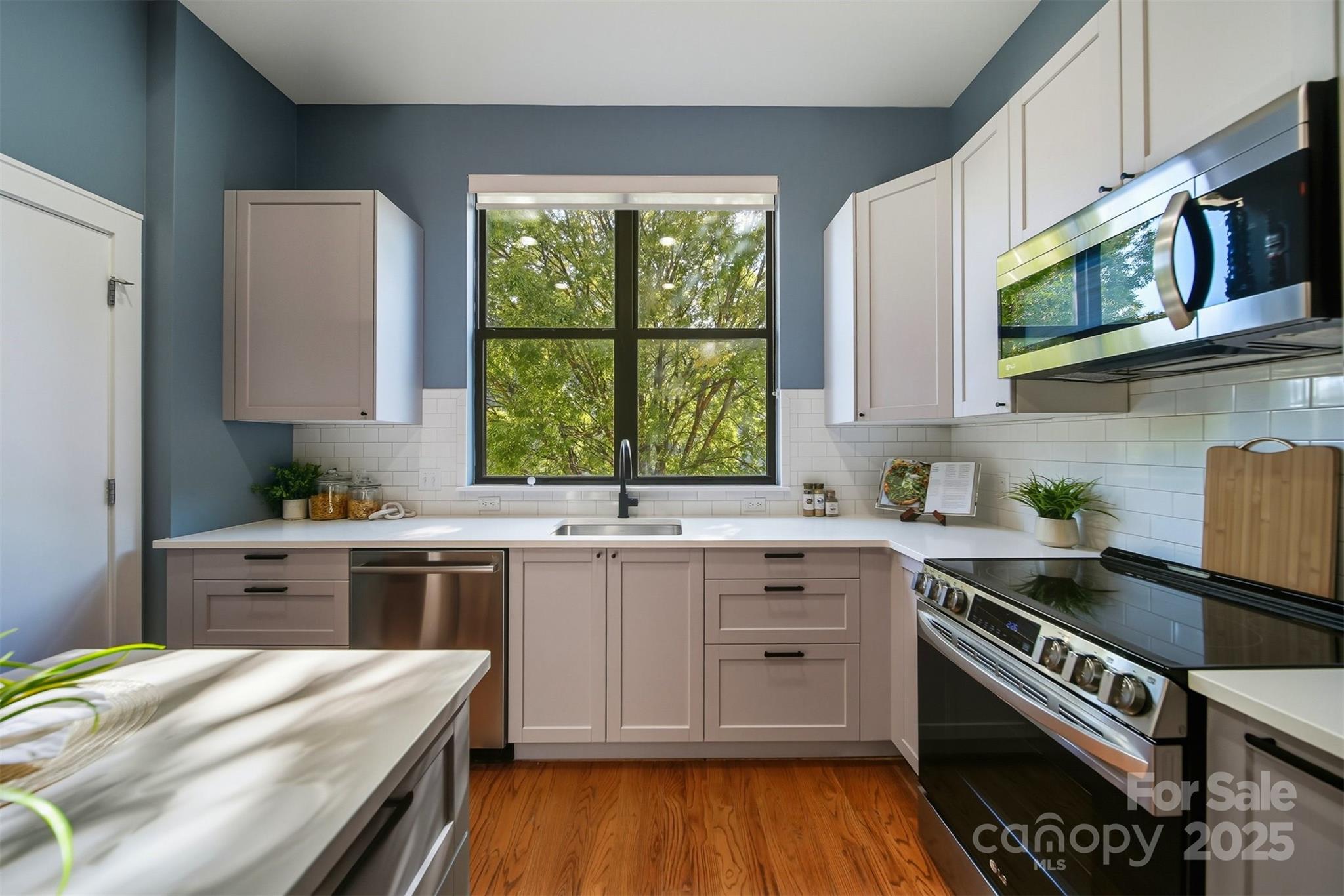 431 M Street Charlotte, NC 28204 - Photo 3 of 32