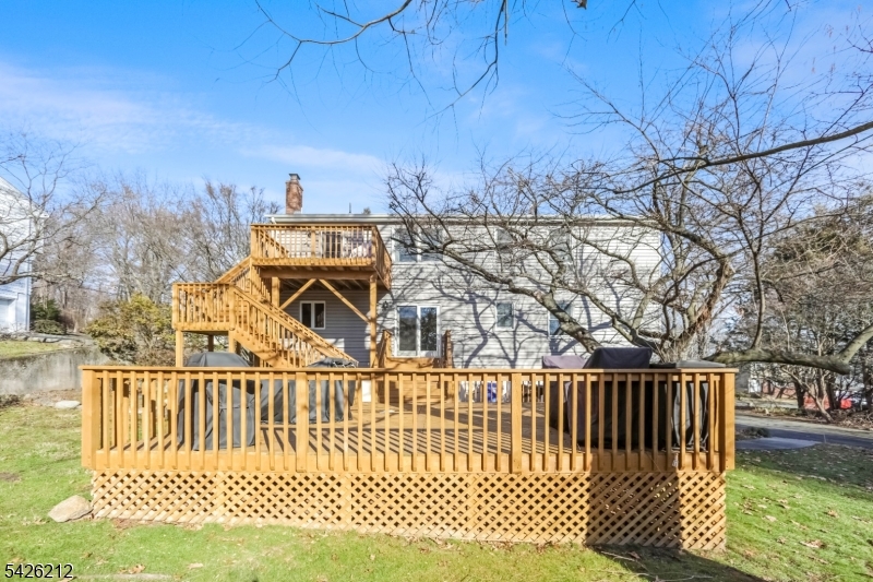 68 Colgate Avenue Paramus, NJ 07652 - Photo 13 of 14 a view of a roof deck