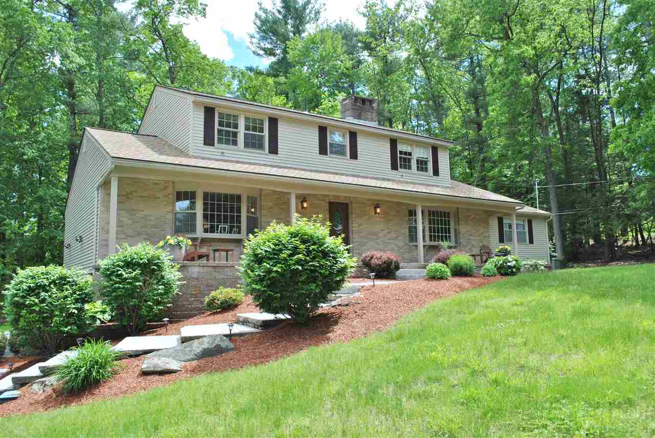 10 Apache Road Nashua, NH 03063 - Photo 1 of 26