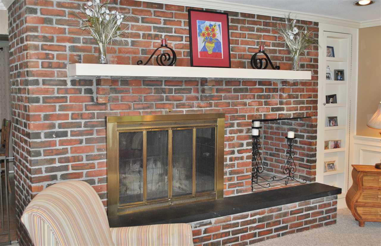 10 Apache Road Nashua, NH 03063 - Photo 5 of 26