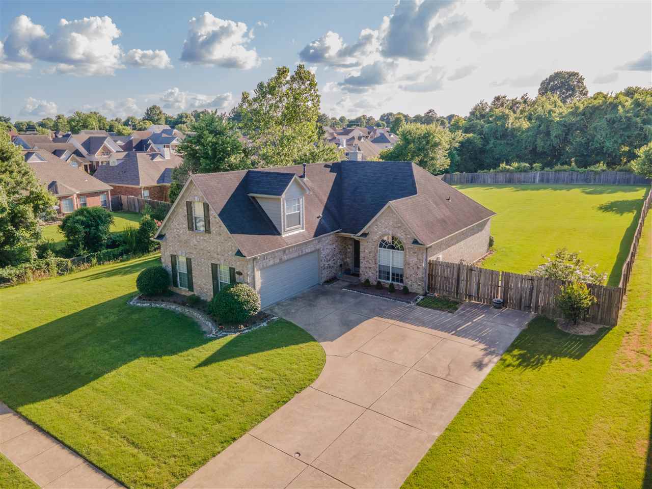969 Center Road Cordova, TN 38018 - Photo 1 of 15 Gallery Image 1