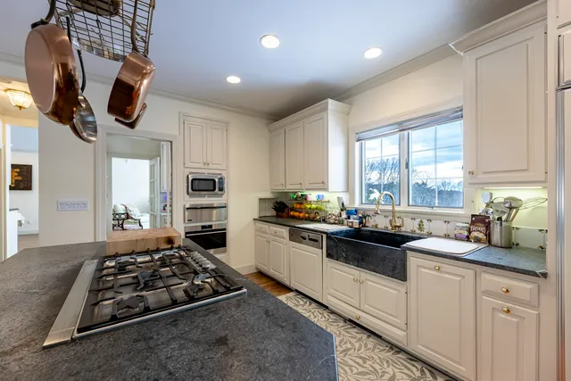 $3,499,000 | 5 Chandler Road, Hanover, NH 03750