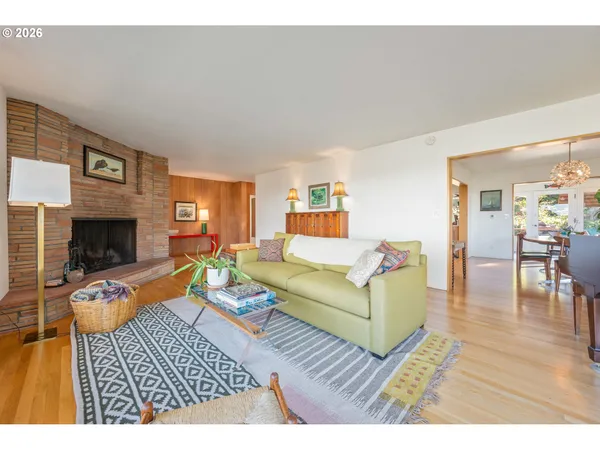 $1,400,000 | 2260 Lincoln Street, Eugene, OR 97405