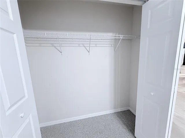 $2,050 | 1719 Hammocks Avenue, Lutz, FL 33549