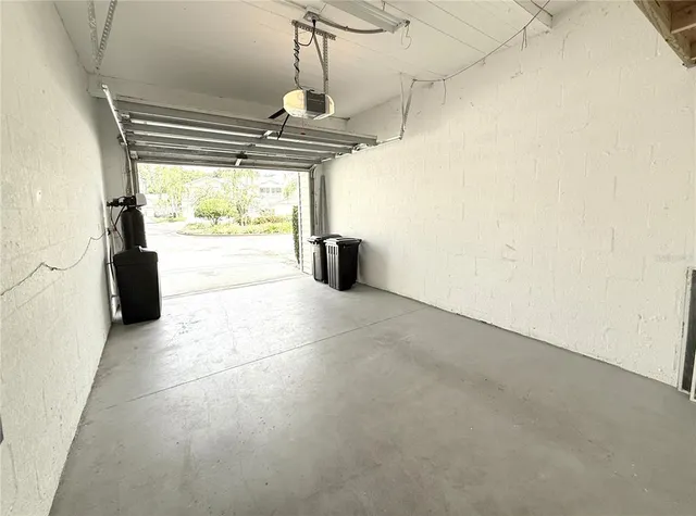 $2,050 | 1719 Hammocks Avenue, Lutz, FL 33549