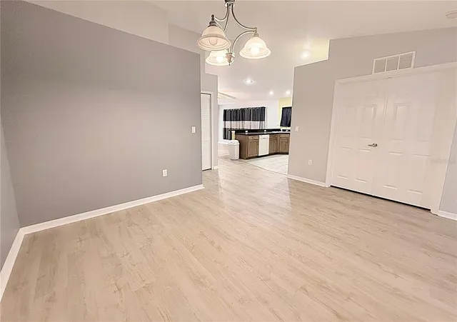 $2,050 | 1719 Hammocks Avenue, Lutz, FL 33549