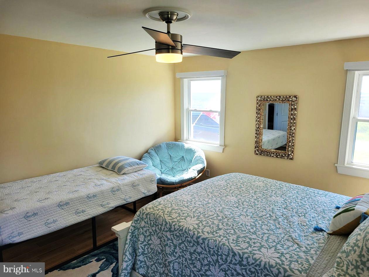 8034 Riverview Road Westover, MD 21871 - Photo 25 of 47 a bedroom with bed and window