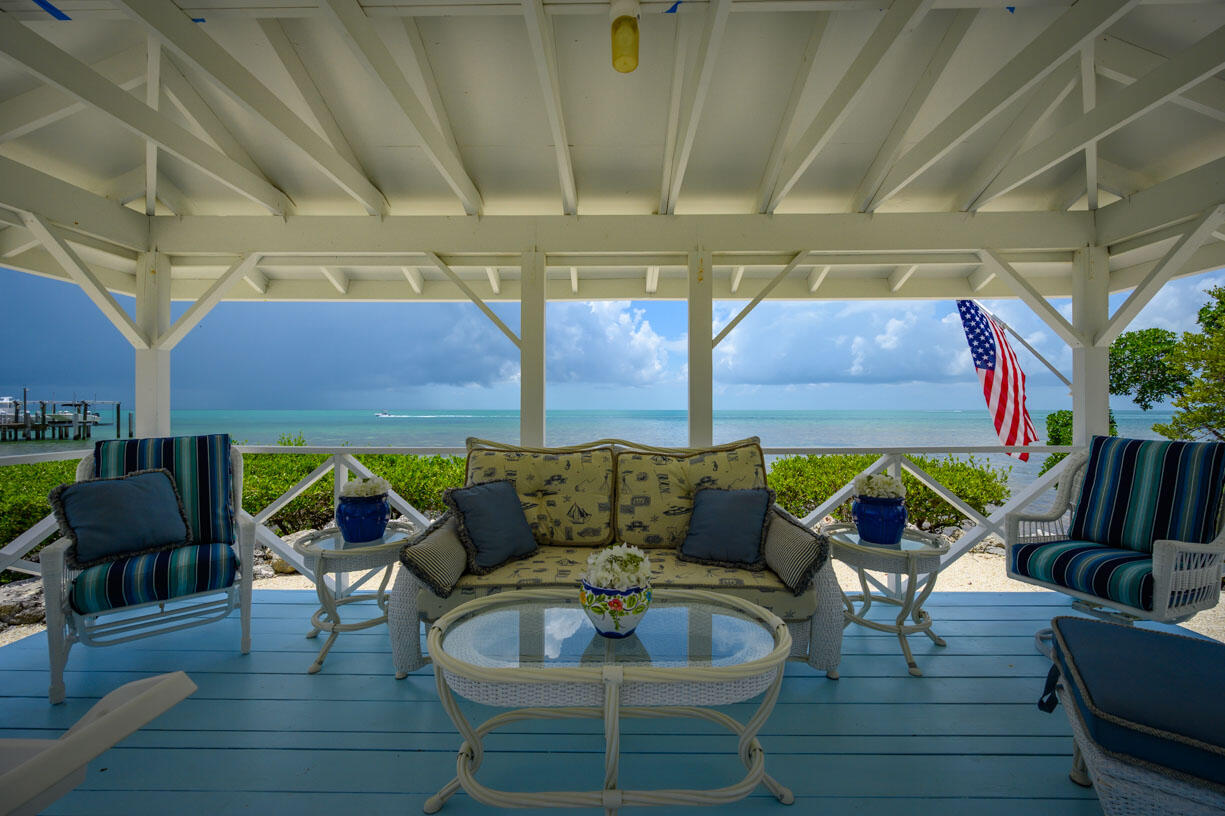 111 Windy Point Circle Marathon, FL 33050 - Photo 4 of 52 a outdoor living space with furniture