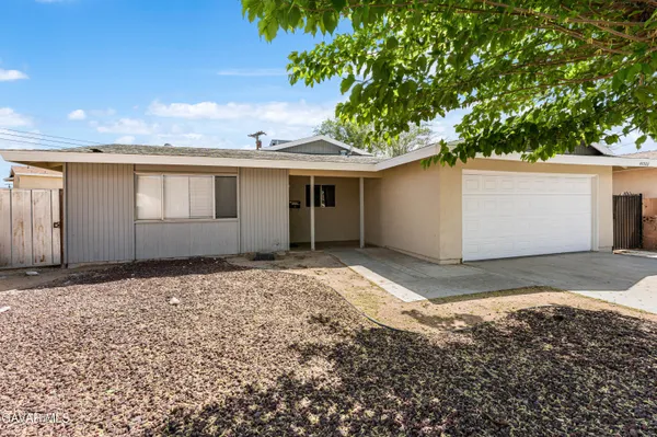 $399,870 | 44506 North Tabler Avenue, Lancaster, CA 93535
