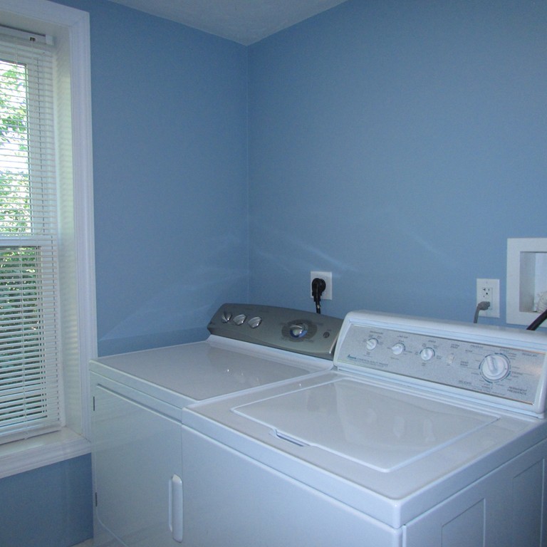 304 Main Street Townsend, MA 01469 - Photo 12 of 23 Gallery Image 12