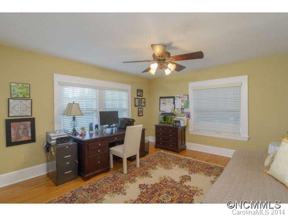 304 Vanderbilt Road Asheville, NC 28803 - Photo 16 of 24 Gallery Image 16