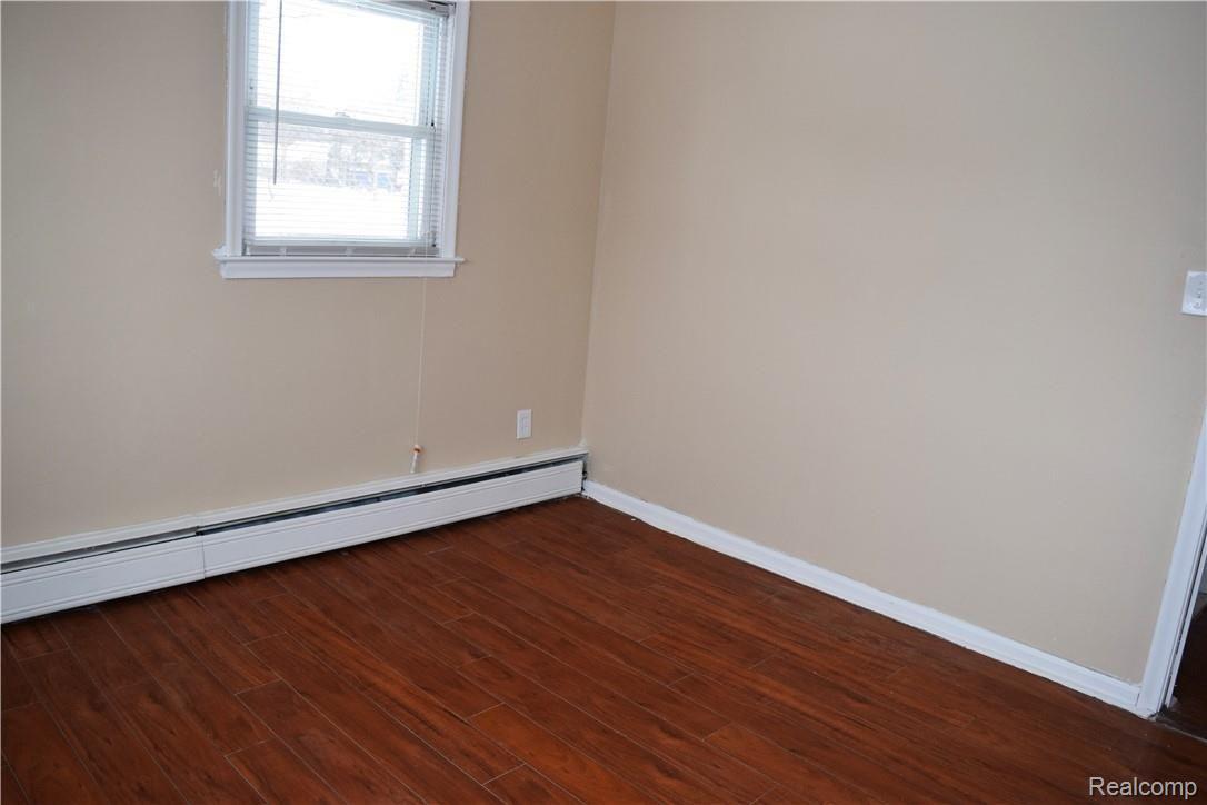 4845 Toepfer Road Warren, MI 48091 - Photo 5 of 14 8.jpg