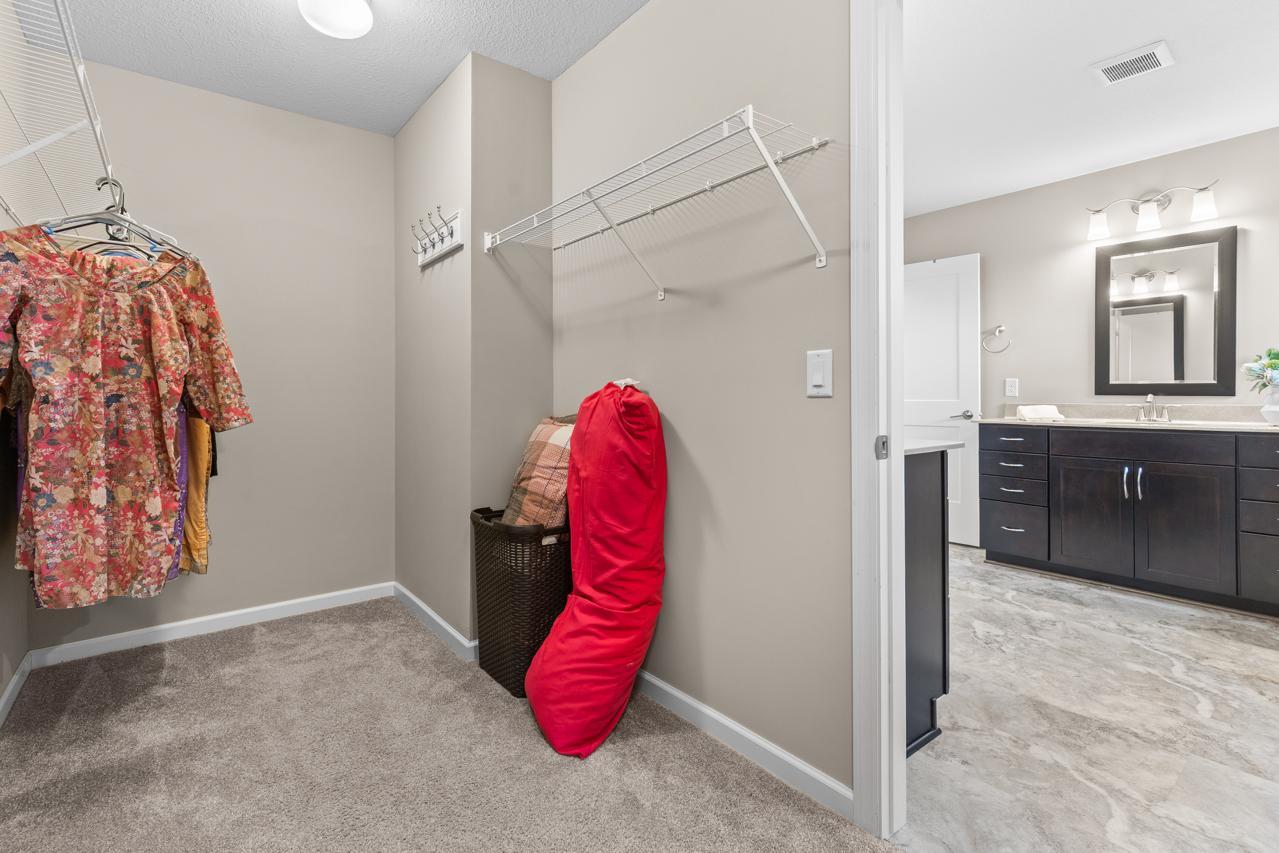16894 Reeder Ridge Eden Prairie, MN 55347 - Photo 36 of 64