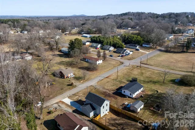 $275,000 | 907 West Georgia Avenue, Bessemer City, NC 28016