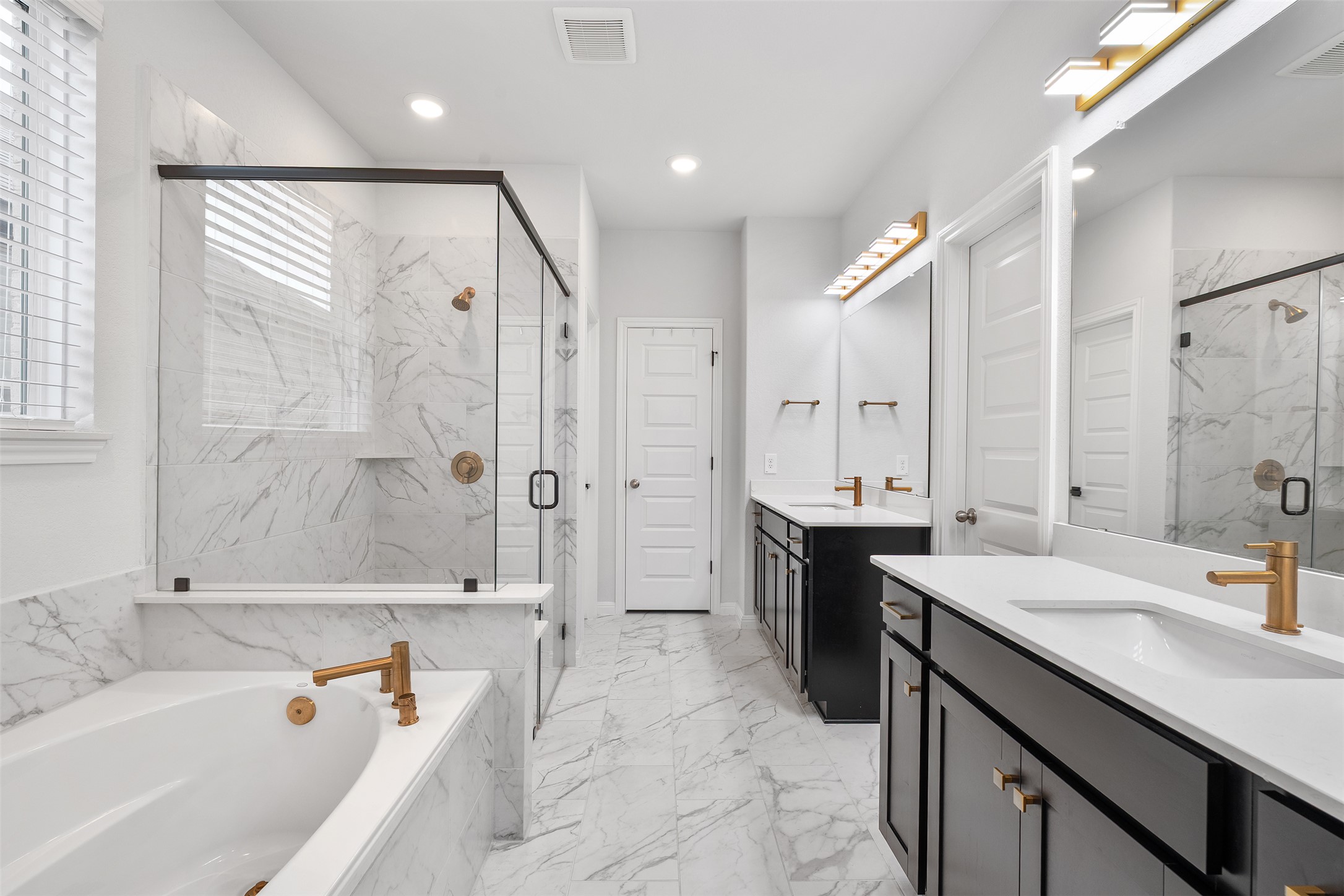 2516 Walking Y Road Georgetown, TX 78633 - Photo 9 of 24