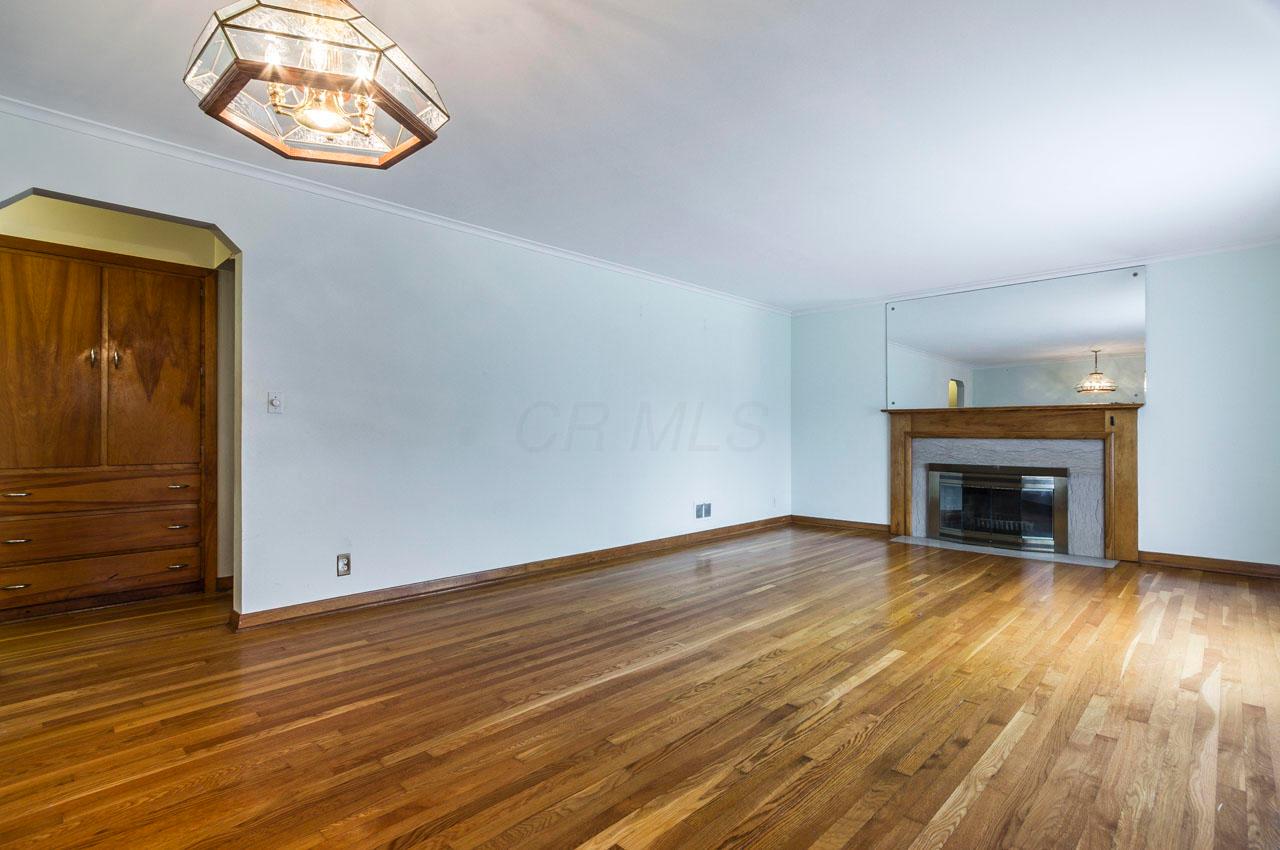 1222 Kenwick Road Columbus, OH 43209 - Photo 3 of 18 Gallery Image 3