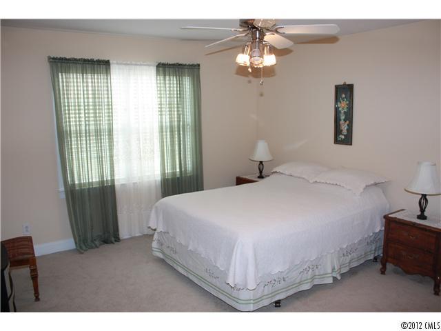 2675 Beulah Church Road Matthews, NC 28104 - Photo 12 of 16 Gallery Image 12