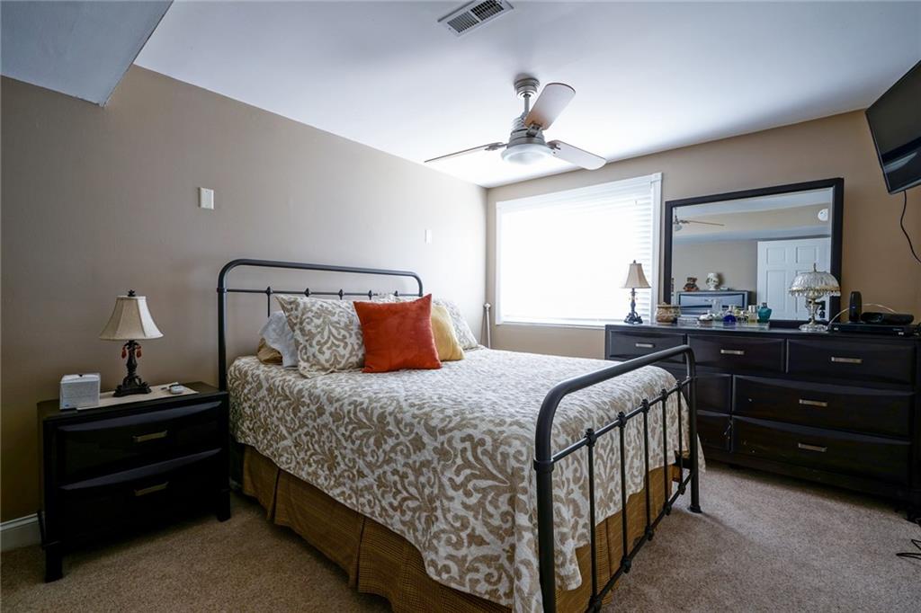 835 Emerson Road Carmel, IN 46032 - Photo 17 of 32 Gallery Image 17