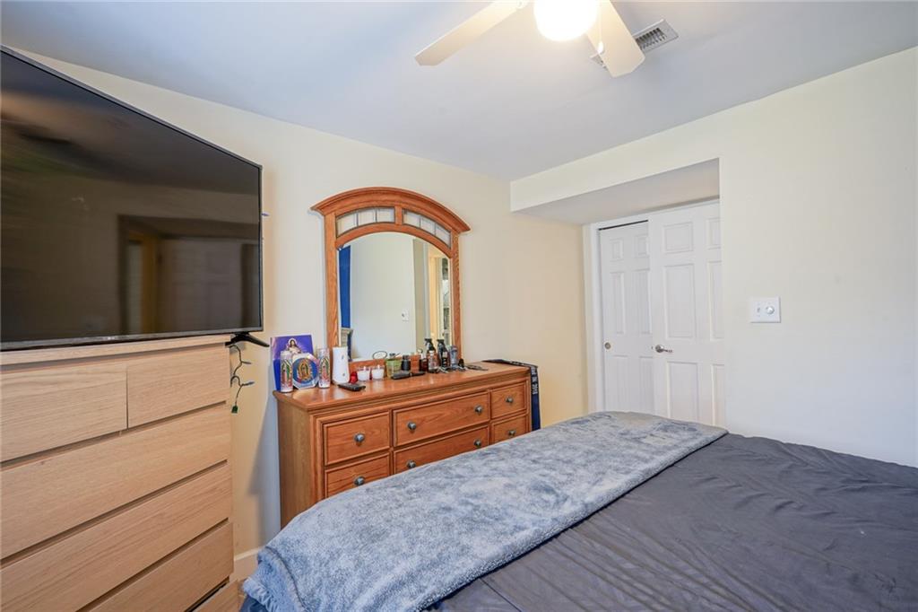 835 Emerson Road Carmel, IN 46032 - Photo 22 of 32 Gallery Image 22