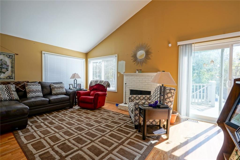 835 Emerson Road Carmel, IN 46032 - Photo 7 of 32 Gallery Image 7
