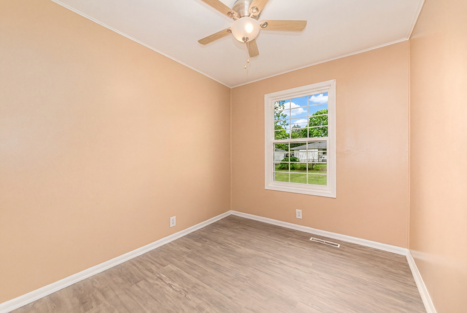22 Wren Road Carpentersville, IL 60110 - Photo 11 of 16