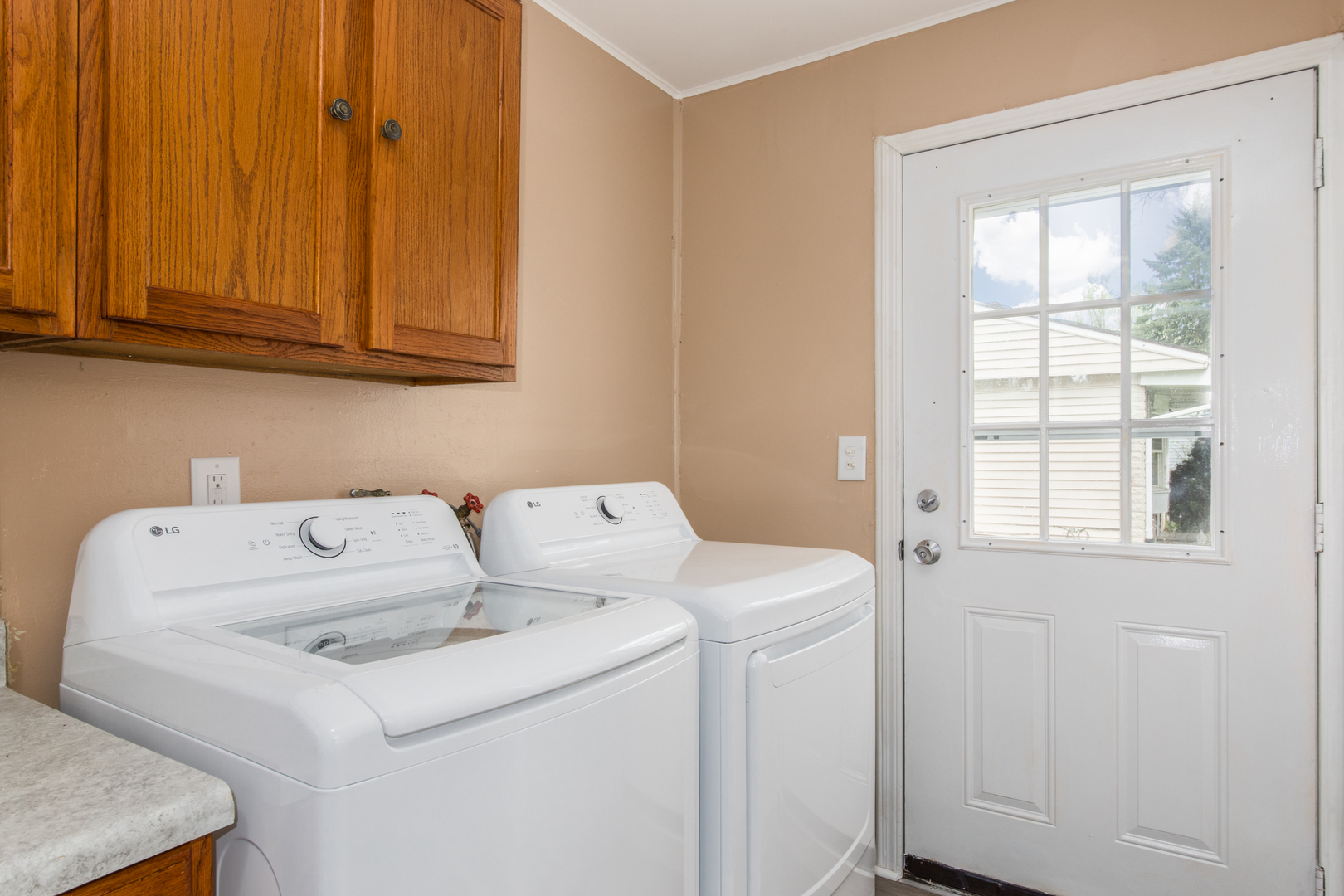 22 Wren Road Carpentersville, IL 60110 - Photo 5 of 16