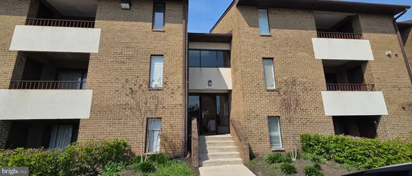 $214,900 | 509 Florida Avenue, Unit T4, Herndon, VA 20170