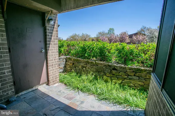 $214,900 | 509 Florida Avenue, Unit T4, Herndon, VA 20170